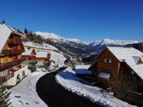 Hameau Pra Roustan by Godille